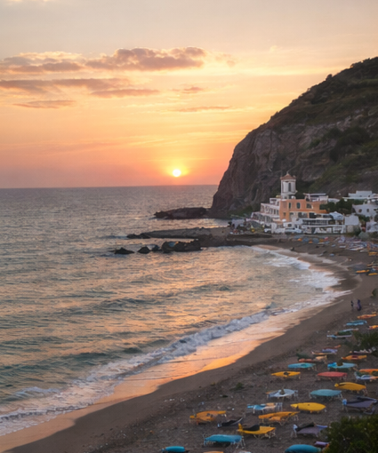 Forio e la costa occidentale di Ischia: scorcio costiero e atmosfera del borgo