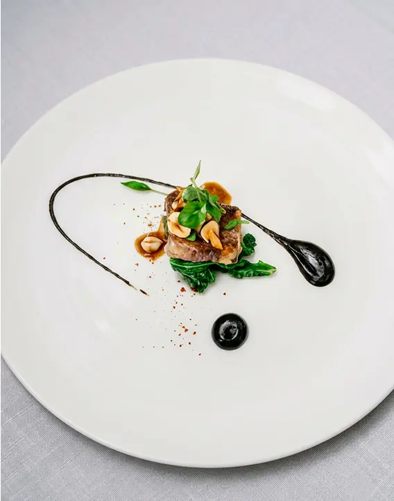 Primo di pesce e pasta al ristorante panoramico Neptunus, Ischia