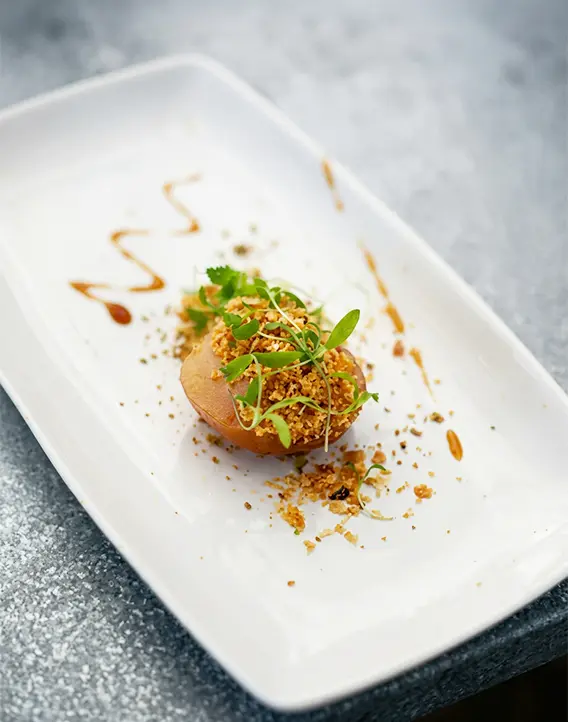 Crudo di pesce e tartare al ristorante Neptunus a Forio, Ischia